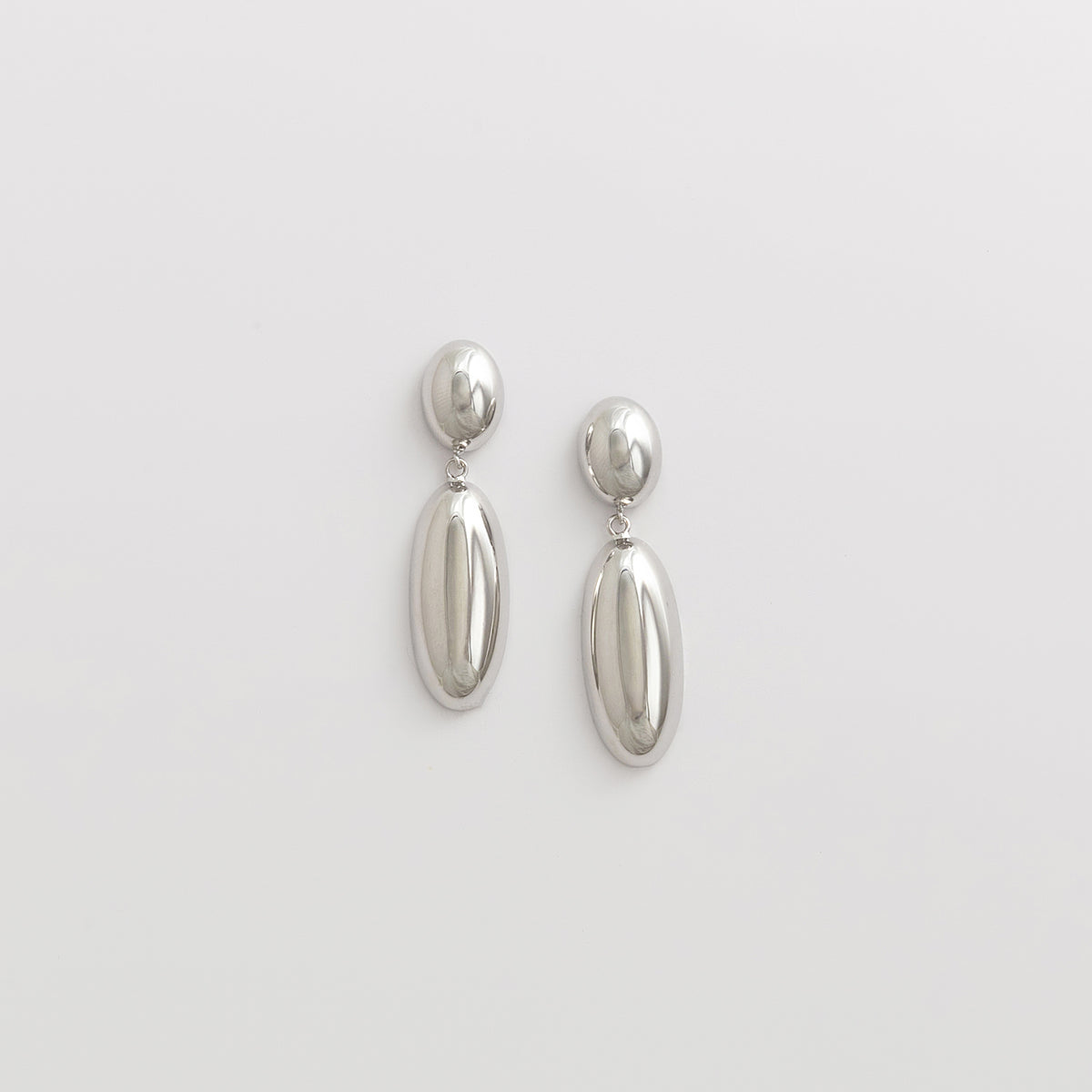 Curated Chunky Oval Drop Earrings