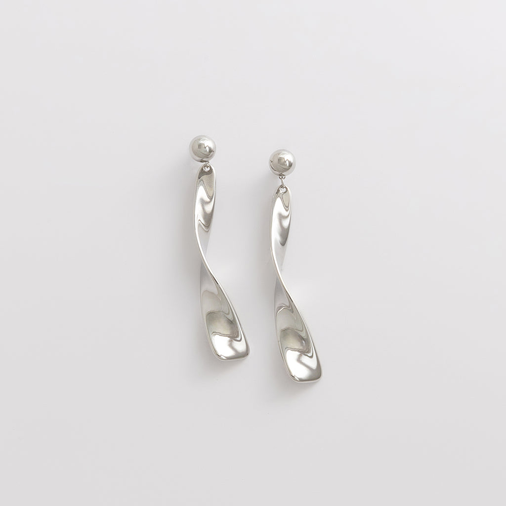 Curated Twisted Ribbon Drop Earrings