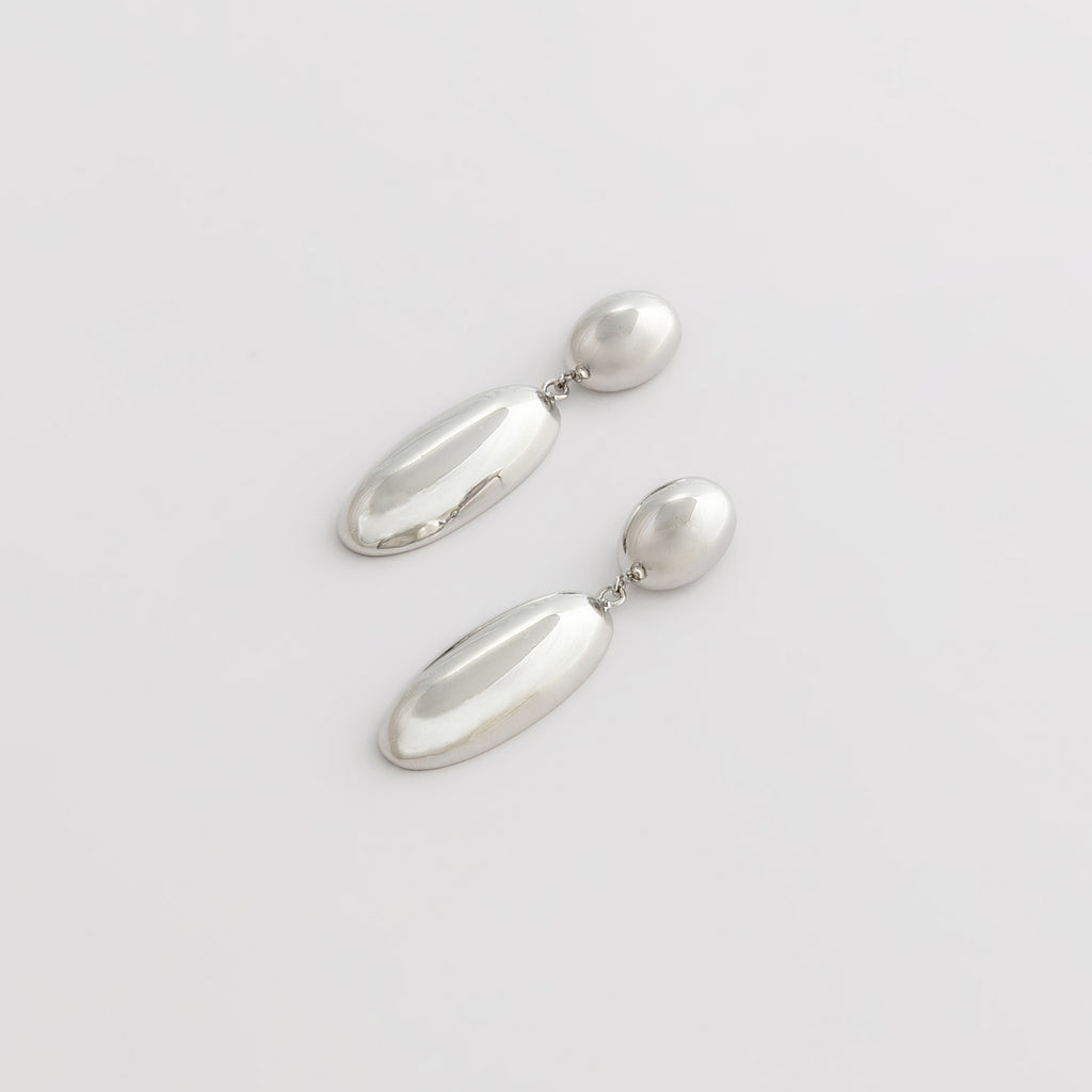 Curated Chunky Oval Drop Earrings