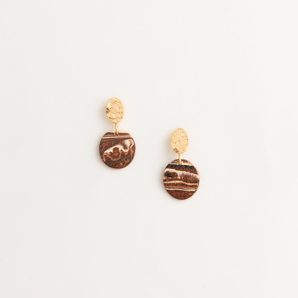 Artisan Nerikomi Ceramic Earrings – Gold Hammered Oval Stud