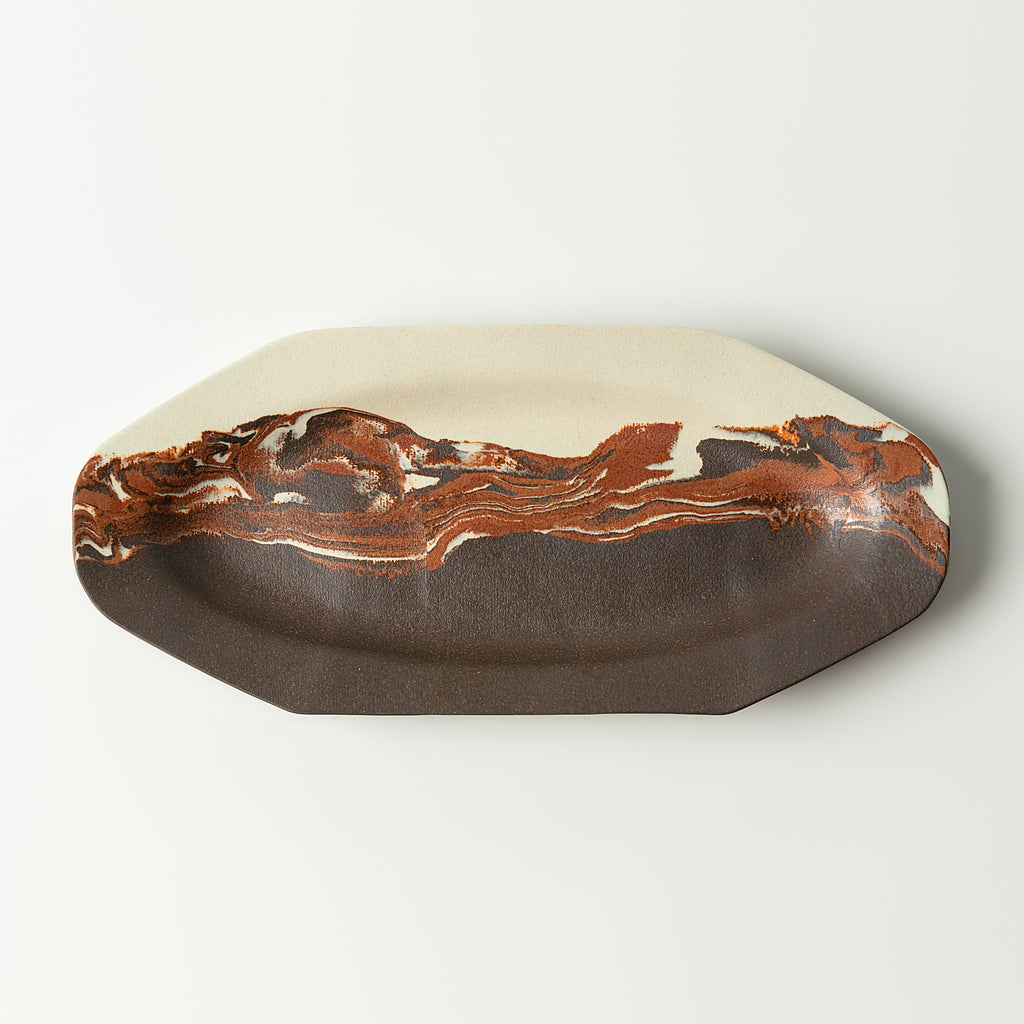 Handcrafted Nerikomi Ceramic Leaf-Shaped Plate – Marbled Stoneware