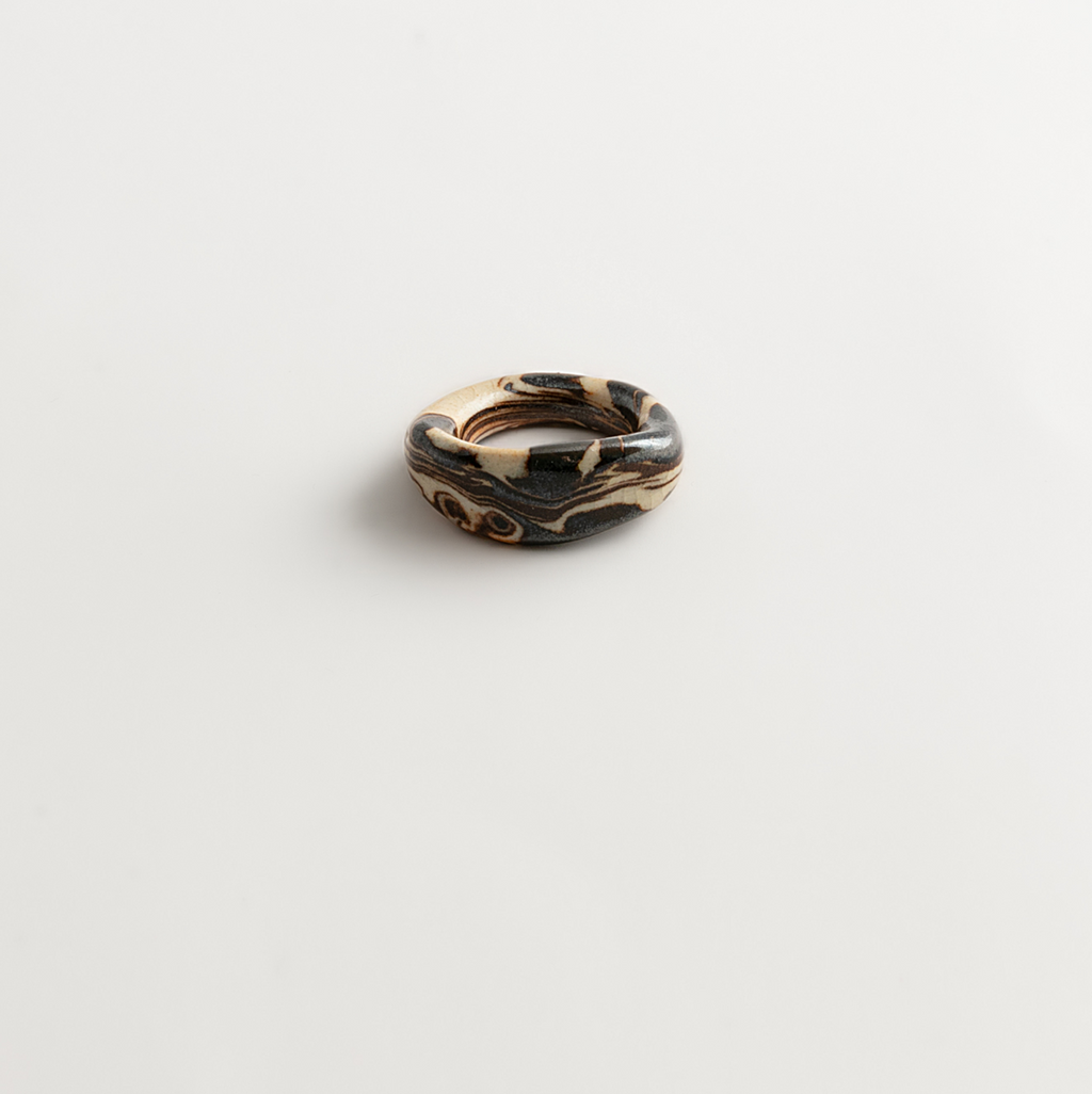 Artisan Nerikomi Ceramic Ring – Ink & Ivory Flow, Sculptural Band