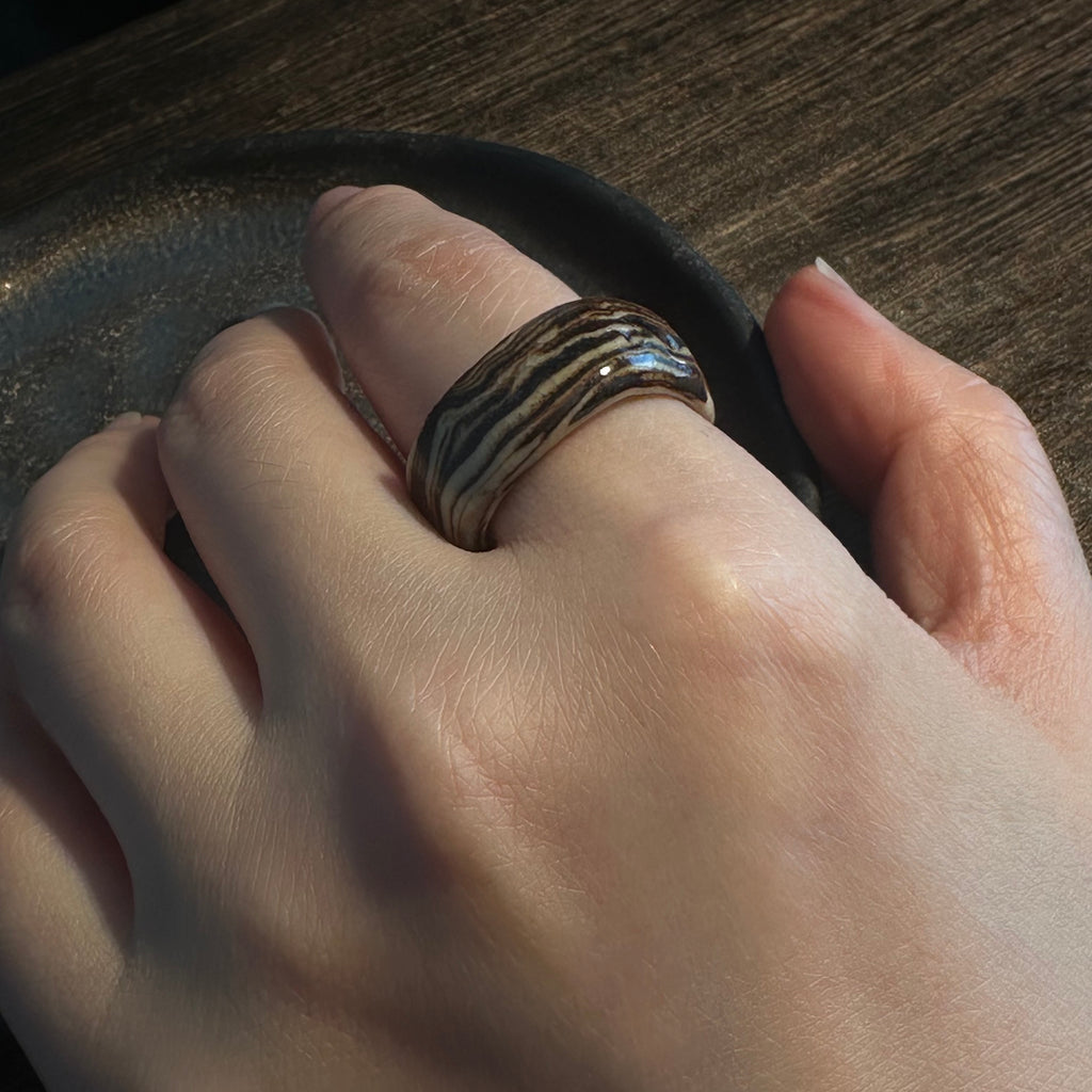 Artisan Nerikomi Ceramic Ring – Dark Earth Flow, Wide Band