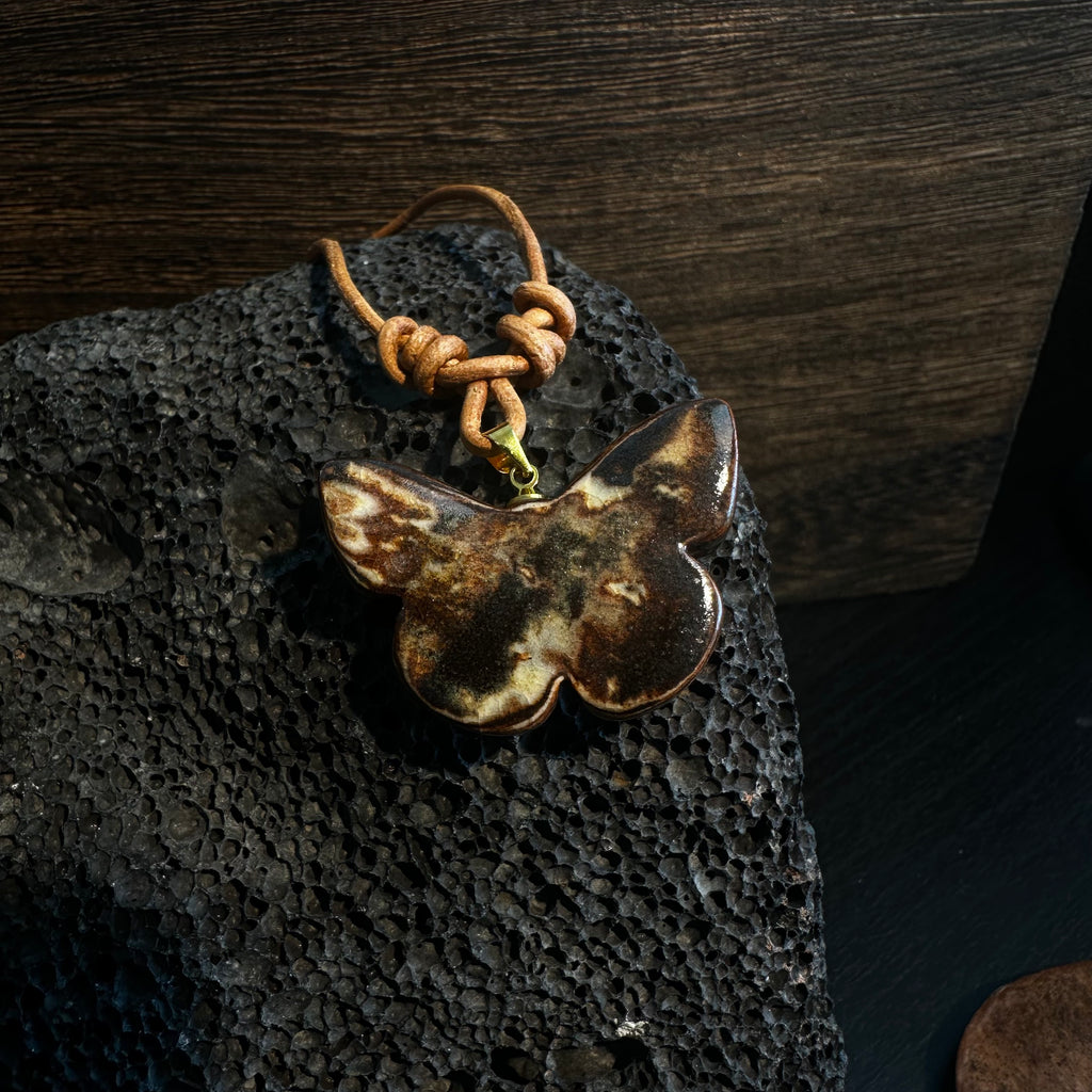 Artisan Nerikomi Ceramic Butterfly Necklace – Fine Wood Grain, Adjustable Leather Cord