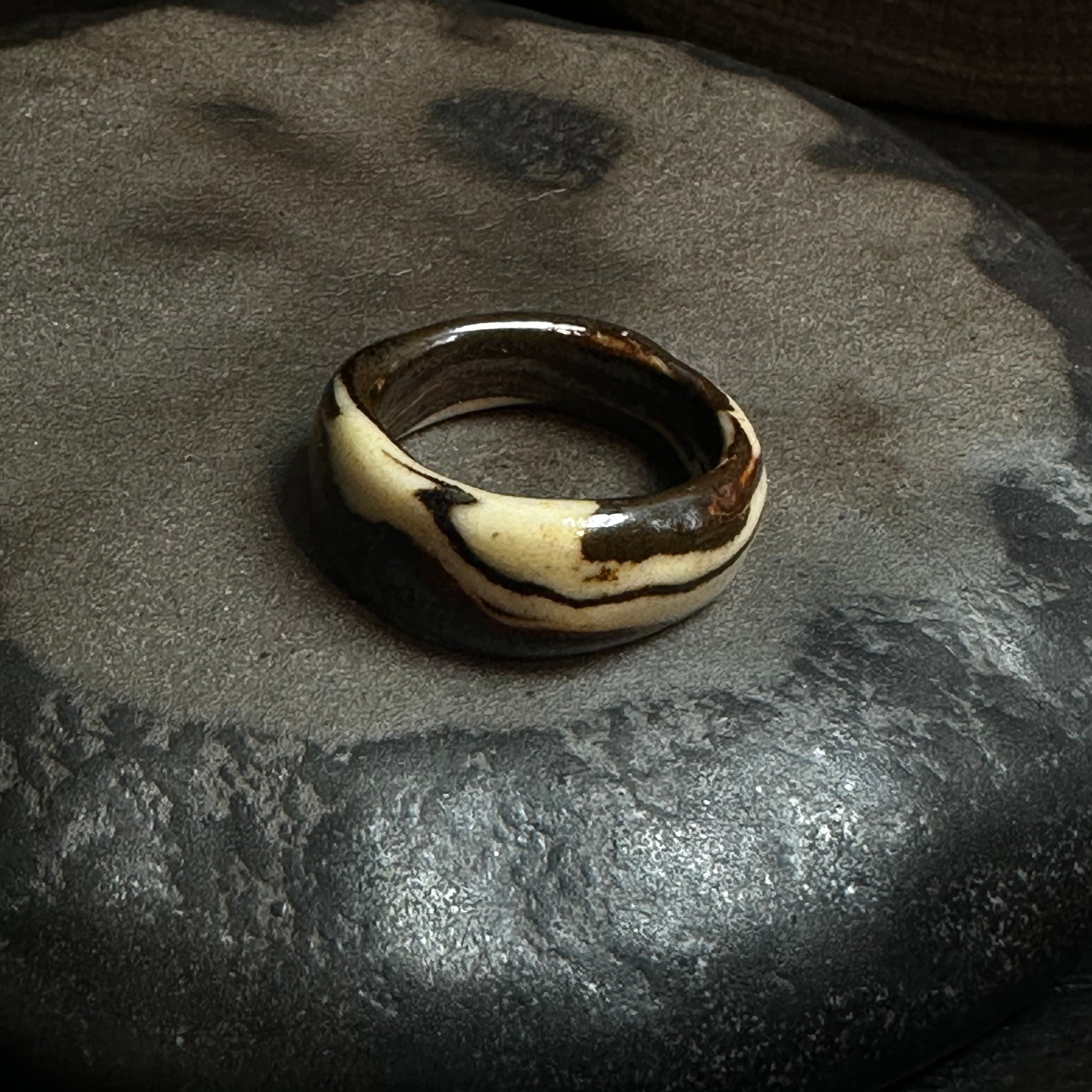 Artisan Nerikomi Ceramic Ring – Dark Bronze Flow, Wide Band